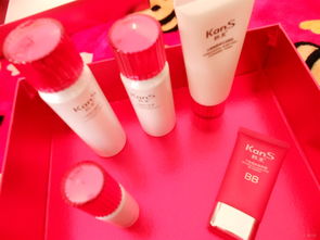 化妝品與辦公用品 職場(chǎng)女性的優(yōu)雅兩翼